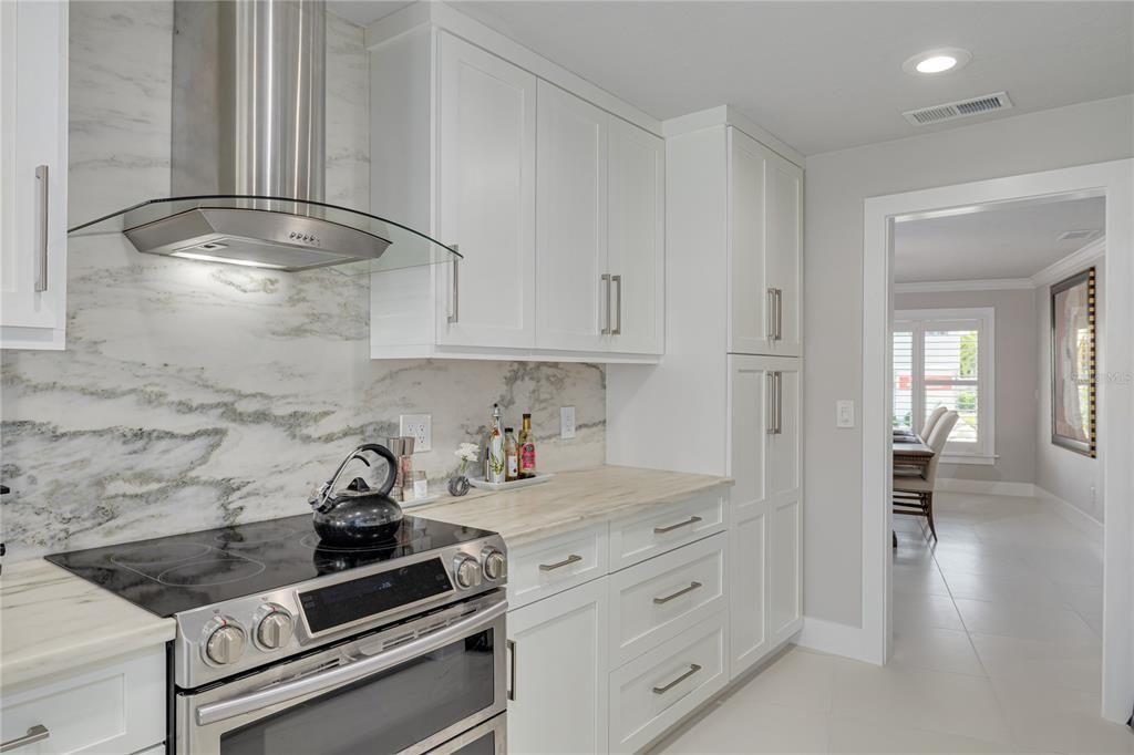 For Sale: $2,650,000 (4 beds, 3 baths, 3154 Square Feet)