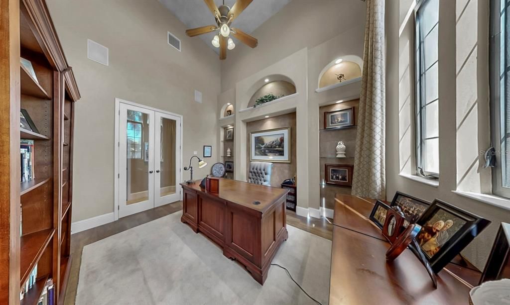 Active With Contract: $2,395,000 (5 beds, 6 baths, 5086 Square Feet)