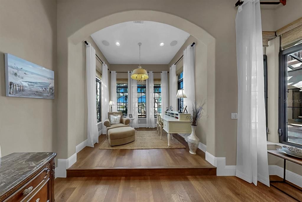 Active With Contract: $2,395,000 (5 beds, 6 baths, 5086 Square Feet)