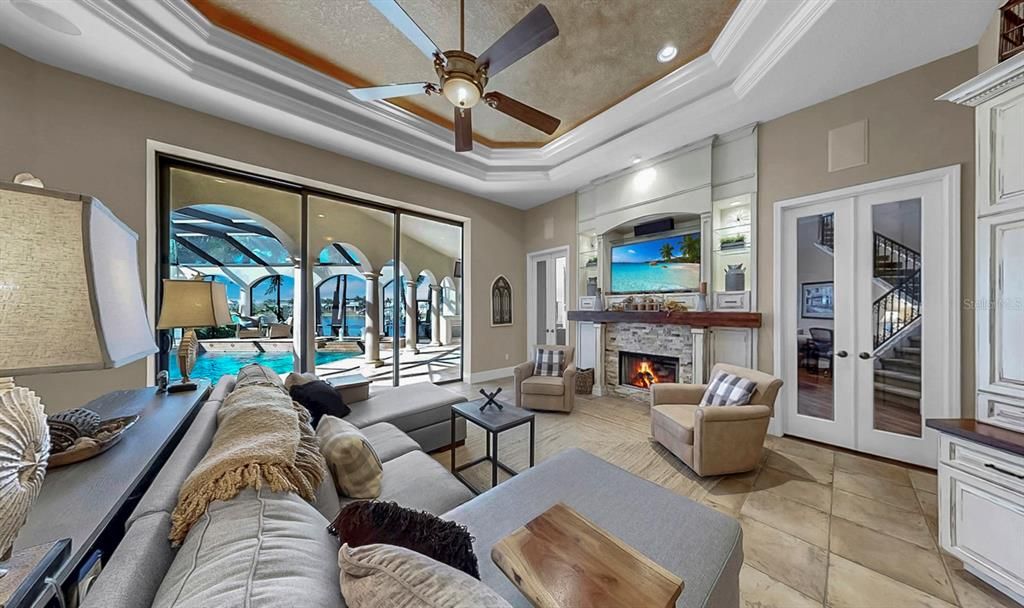 Active With Contract: $2,395,000 (5 beds, 6 baths, 5086 Square Feet)