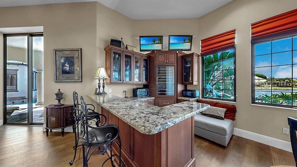 Active With Contract: $2,395,000 (5 beds, 6 baths, 5086 Square Feet)