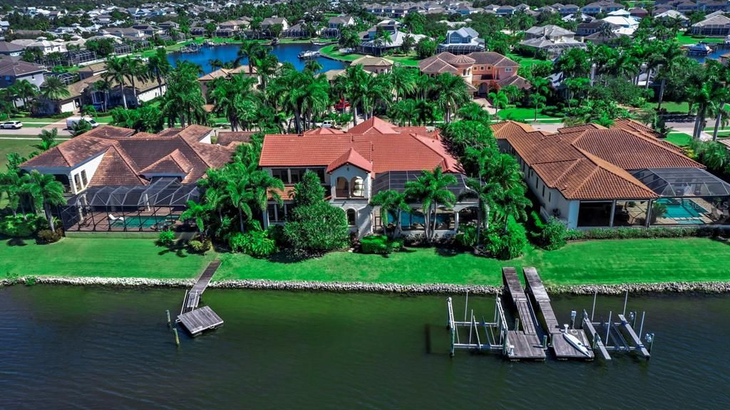 Active With Contract: $2,395,000 (5 beds, 6 baths, 5086 Square Feet)