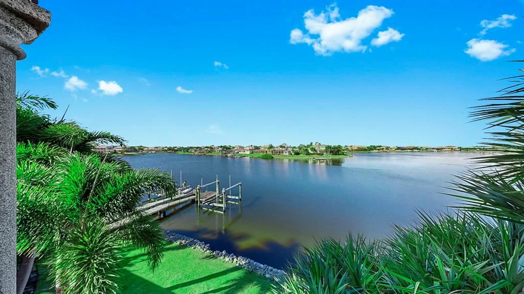 Active With Contract: $2,395,000 (5 beds, 6 baths, 5086 Square Feet)