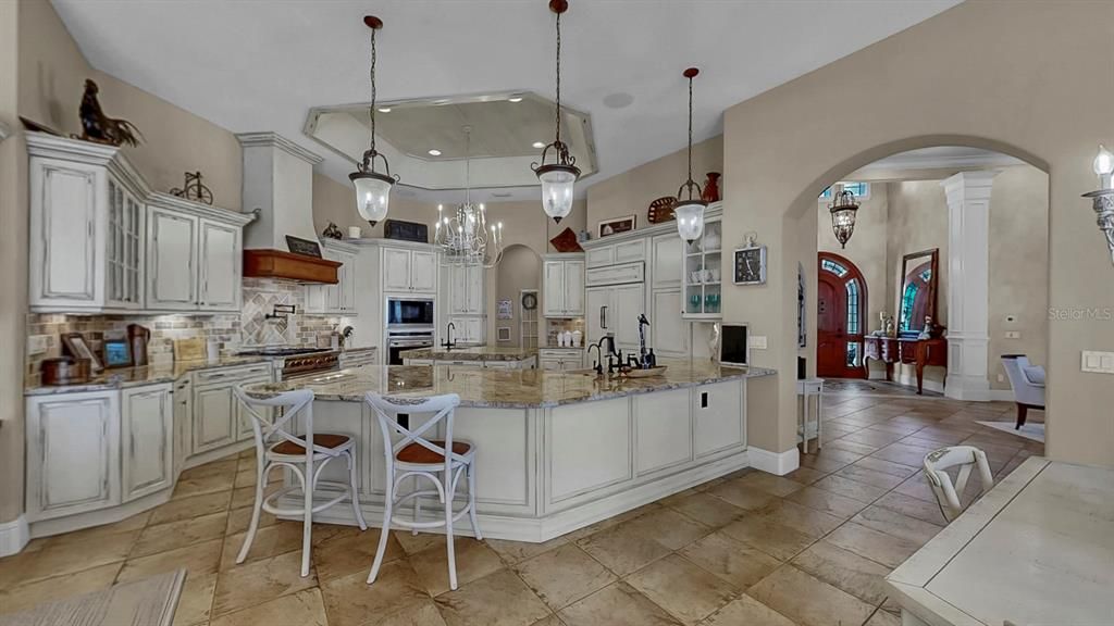 Active With Contract: $2,395,000 (5 beds, 6 baths, 5086 Square Feet)