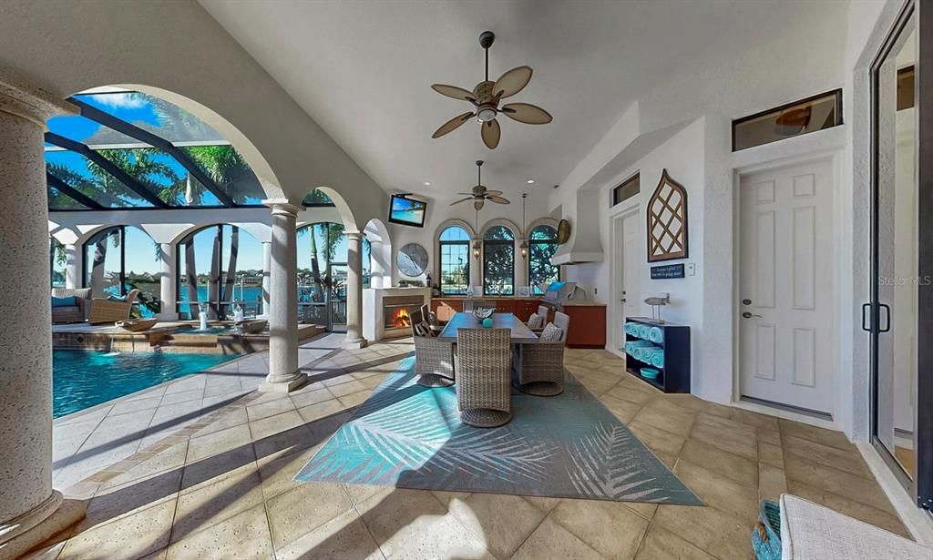 Active With Contract: $2,395,000 (5 beds, 6 baths, 5086 Square Feet)