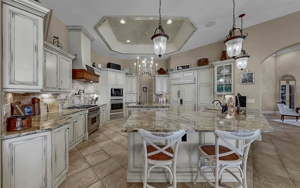 Active With Contract: $2,395,000 (5 beds, 6 baths, 5086 Square Feet)