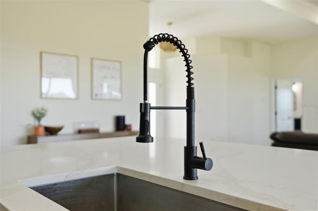 For Sale: $674,900 (4 beds, 3 baths, 2252 Square Feet)