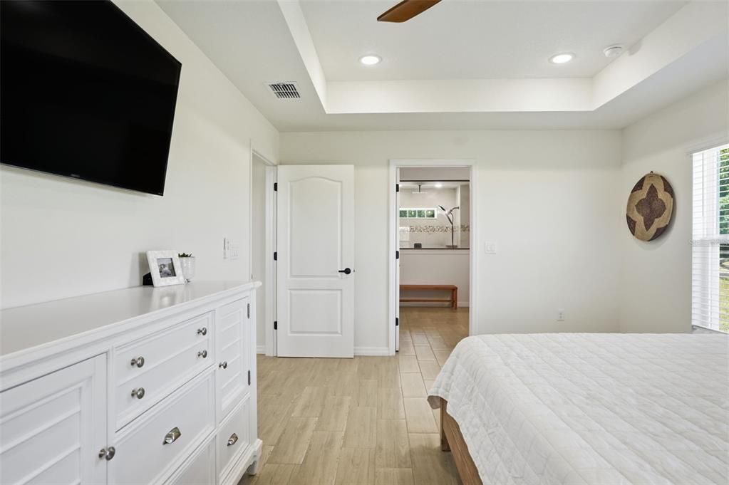 For Sale: $674,900 (4 beds, 3 baths, 2252 Square Feet)