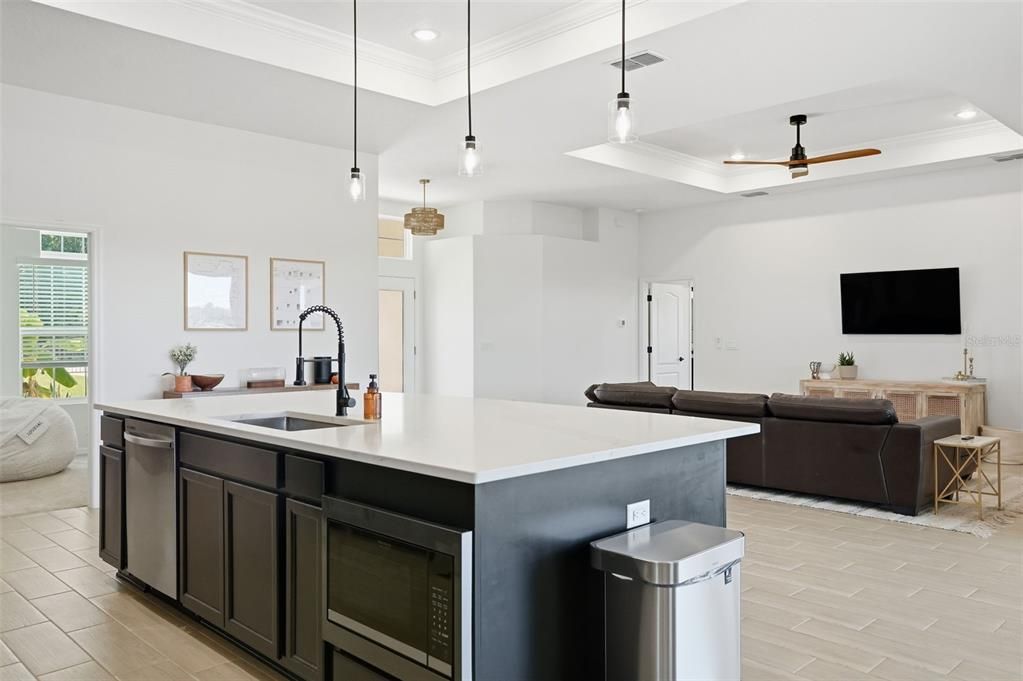 For Sale: $674,900 (4 beds, 3 baths, 2252 Square Feet)