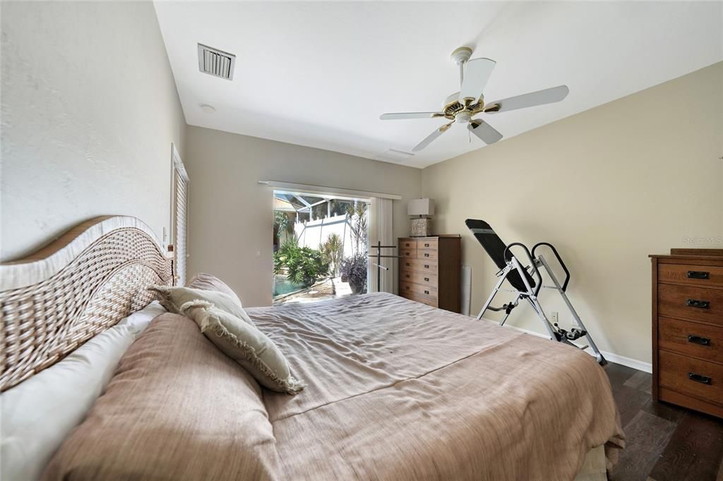 For Sale: $599,000 (4 beds, 3 baths, 2777 Square Feet)