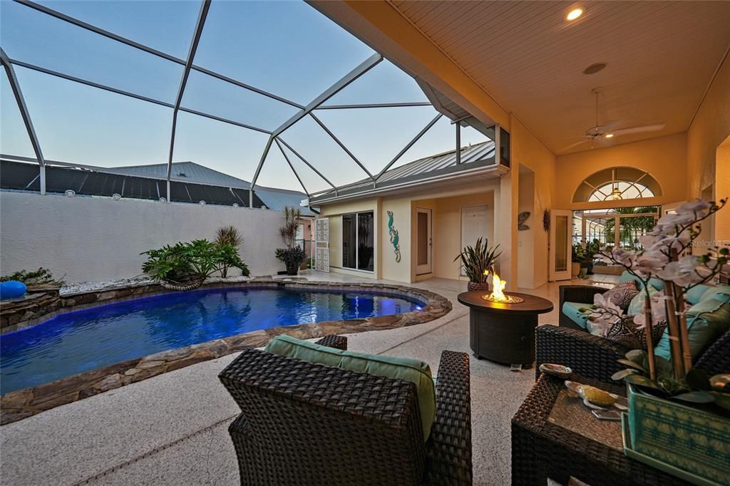 For Sale: $599,000 (4 beds, 3 baths, 2777 Square Feet)