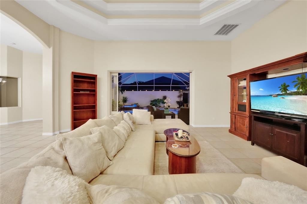 For Sale: $599,000 (4 beds, 3 baths, 2777 Square Feet)