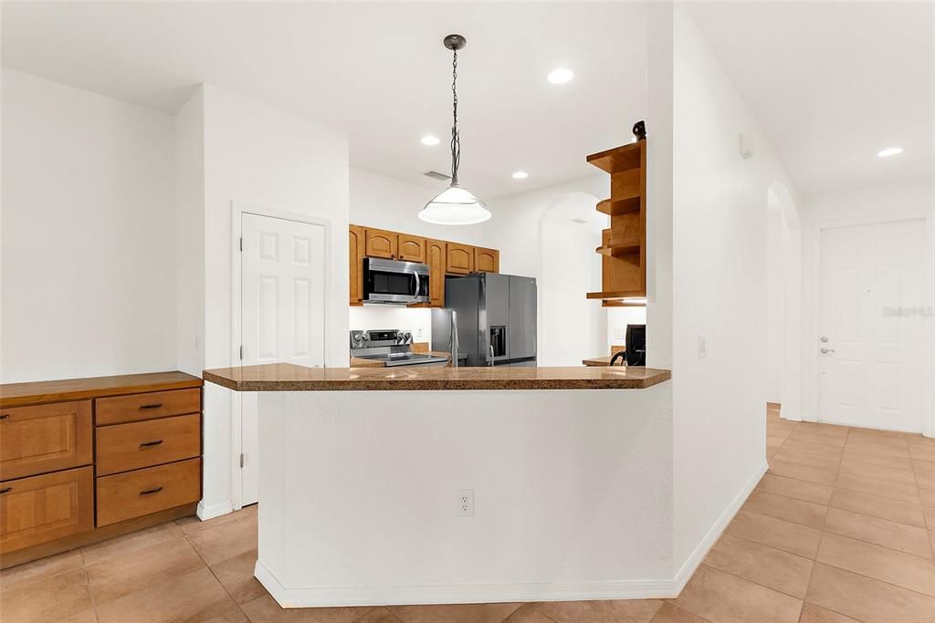 Active With Contract: $295,000 (3 beds, 2 baths, 1608 Square Feet)