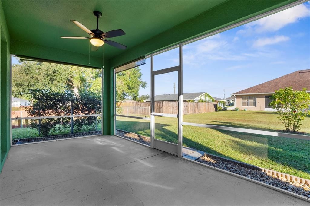 Active With Contract: $295,000 (3 beds, 2 baths, 1608 Square Feet)