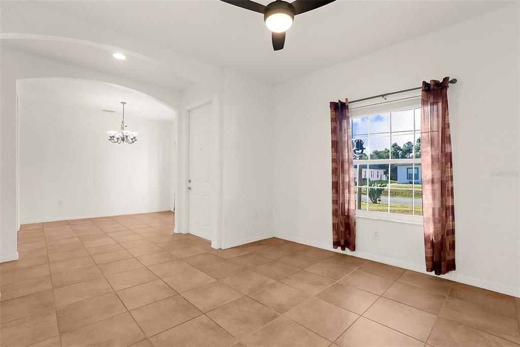 Active With Contract: $295,000 (3 beds, 2 baths, 1608 Square Feet)