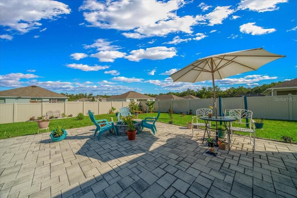 Active With Contract: $385,000 (4 beds, 2 baths, 2319 Square Feet)