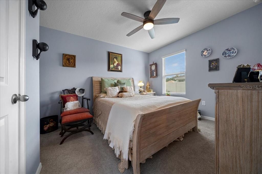 Active With Contract: $385,000 (4 beds, 2 baths, 2319 Square Feet)