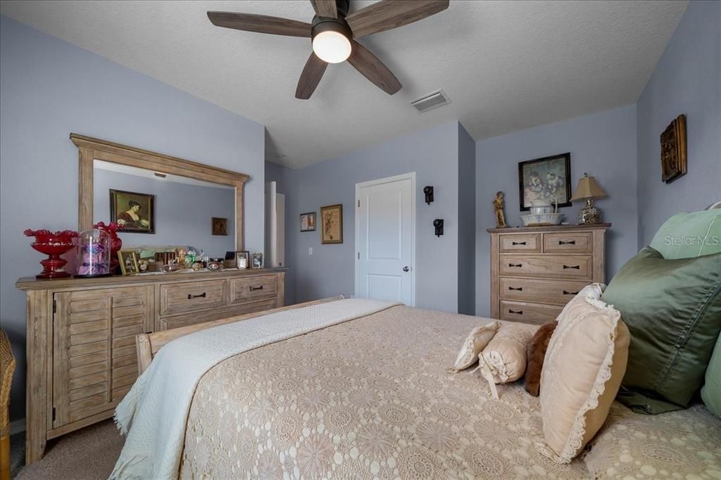 Active With Contract: $385,000 (4 beds, 2 baths, 2319 Square Feet)