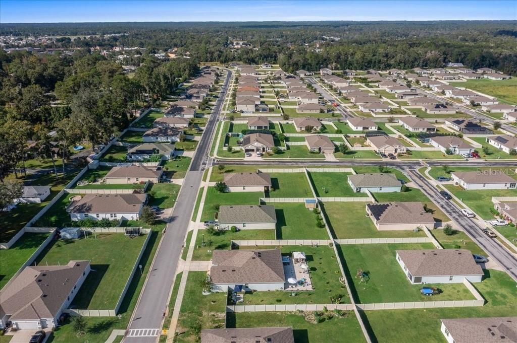 Active With Contract: $385,000 (4 beds, 2 baths, 2319 Square Feet)