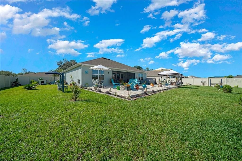 Active With Contract: $385,000 (4 beds, 2 baths, 2319 Square Feet)