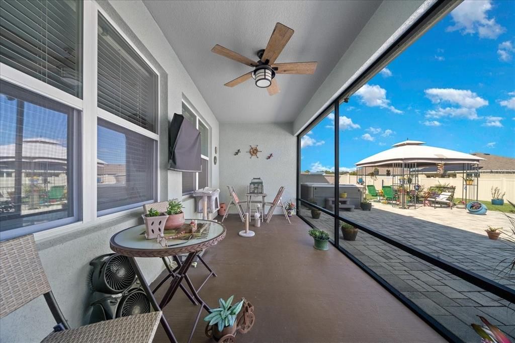 Active With Contract: $385,000 (4 beds, 2 baths, 2319 Square Feet)