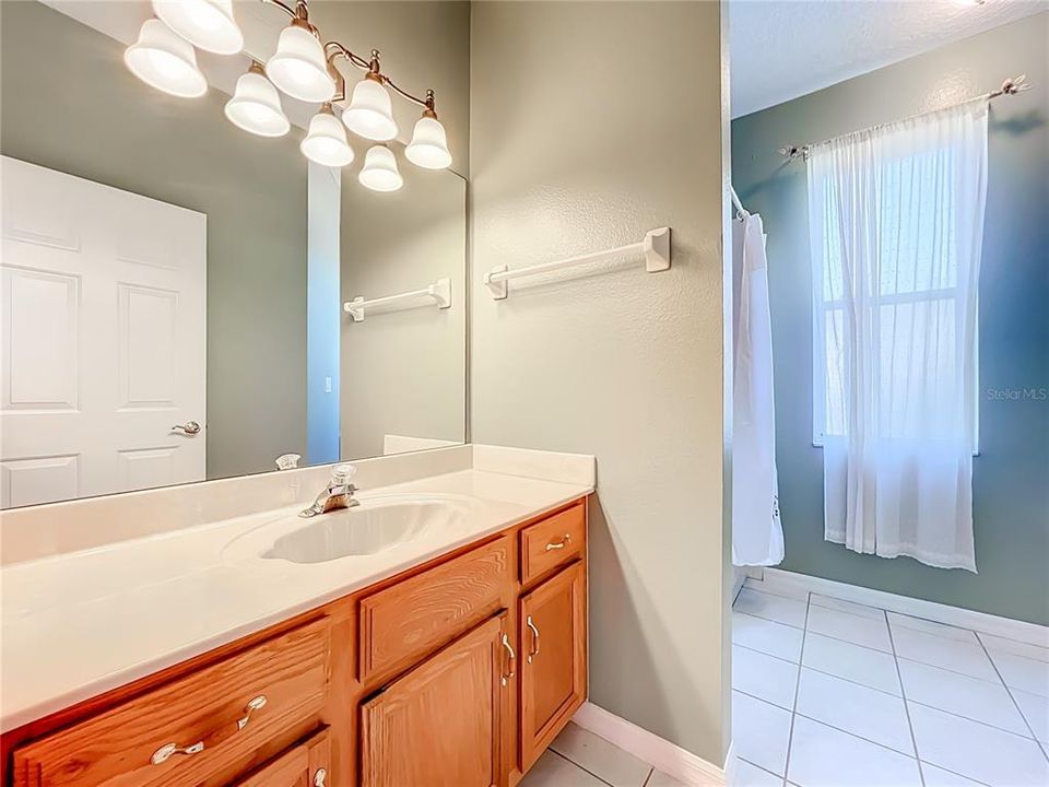 En Venta: $429,900 (3 camas, 2 baños, 2116 Pies cuadrados)