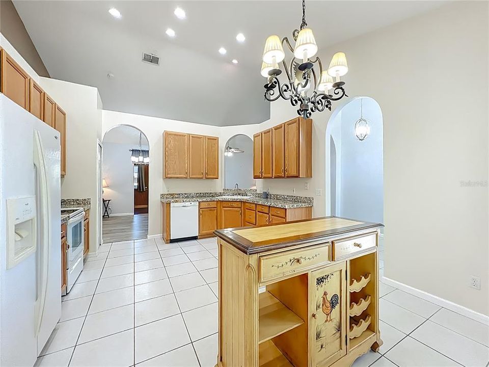 En Venta: $429,900 (3 camas, 2 baños, 2116 Pies cuadrados)