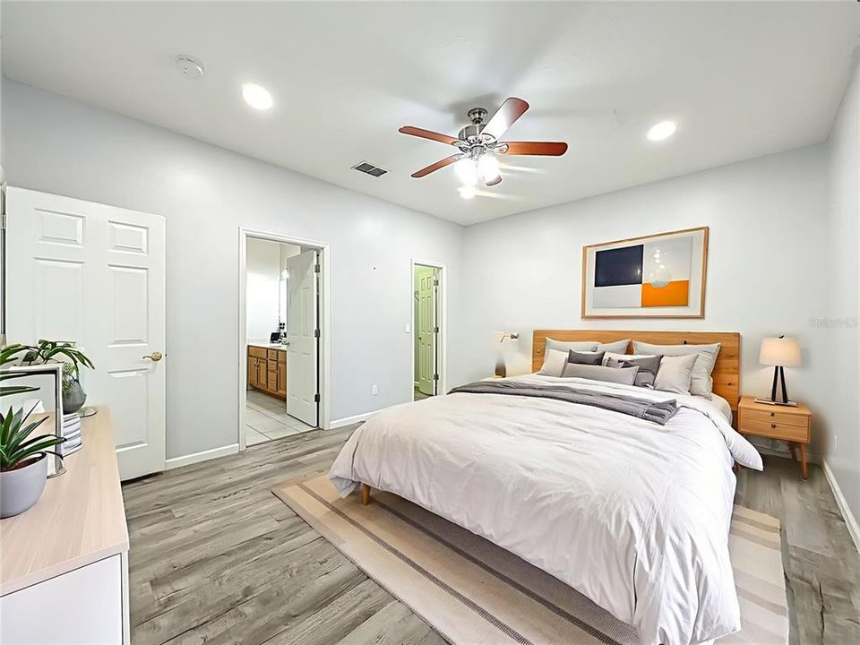 En Venta: $429,900 (3 camas, 2 baños, 2116 Pies cuadrados)