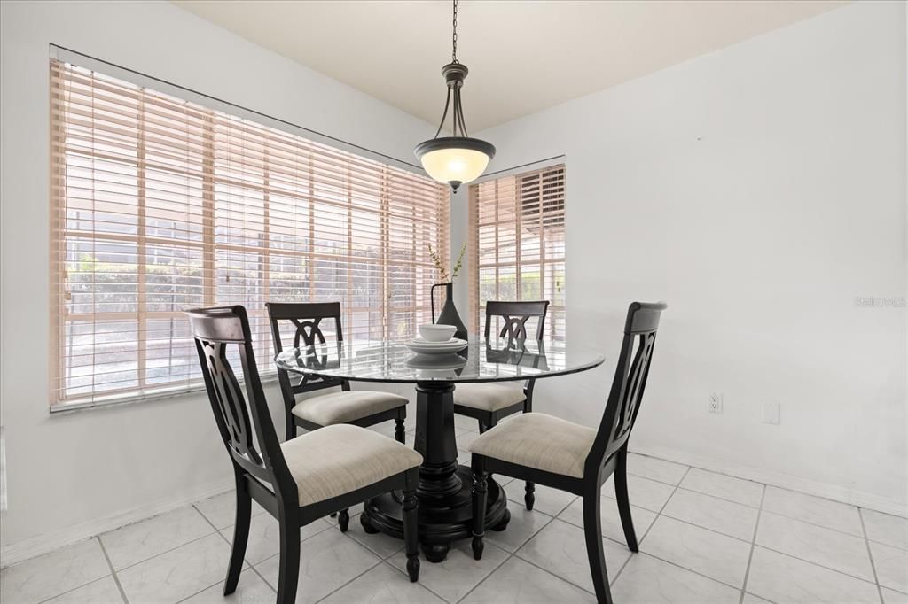 Active With Contract: $580,000 (4 beds, 3 baths, 2367 Square Feet)