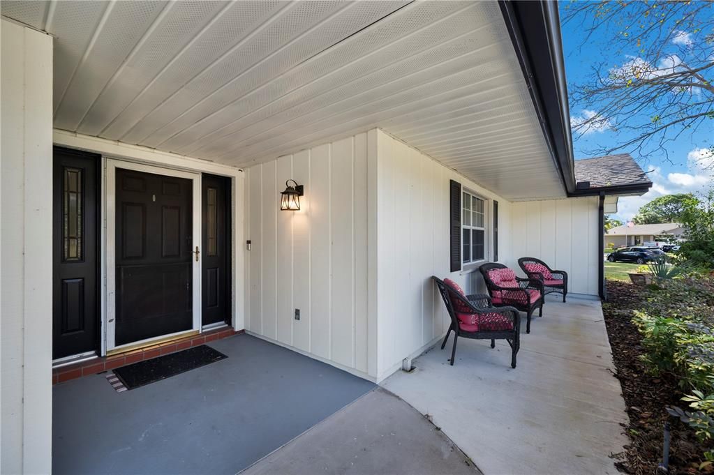 En Venta: $425,000 (4 camas, 2 baños, 2465 Pies cuadrados)