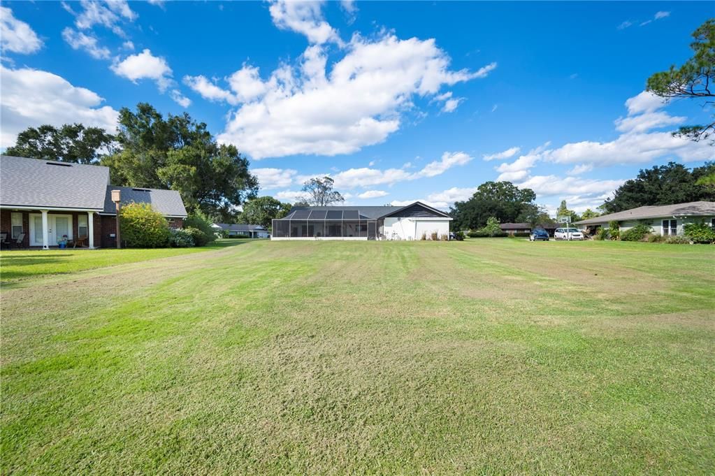 En Venta: $425,000 (4 camas, 2 baños, 2465 Pies cuadrados)