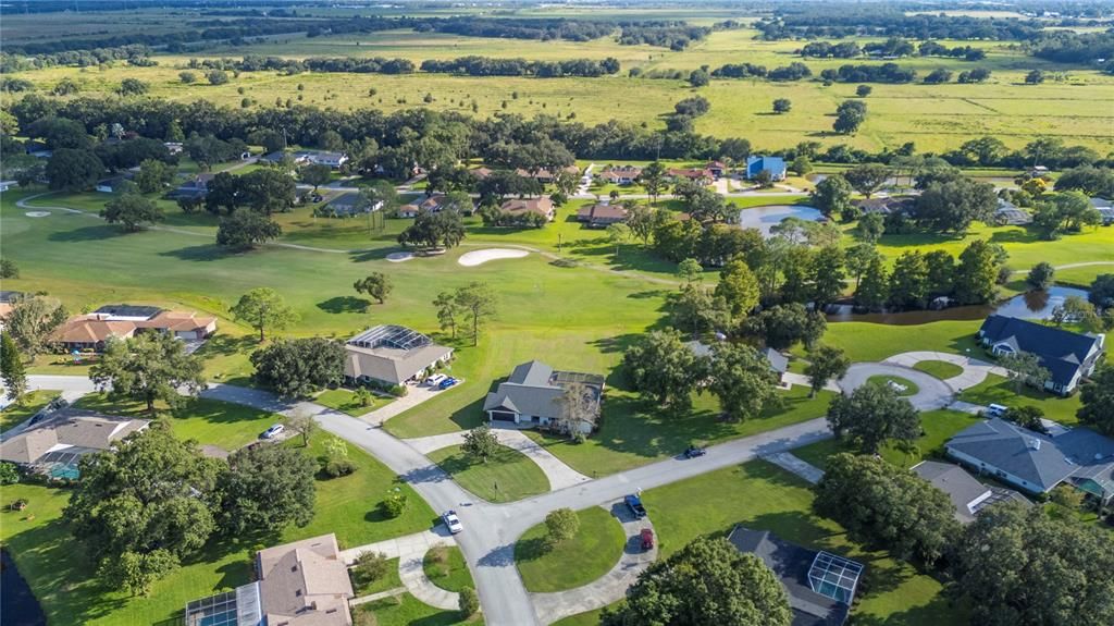 En Venta: $425,000 (4 camas, 2 baños, 2465 Pies cuadrados)