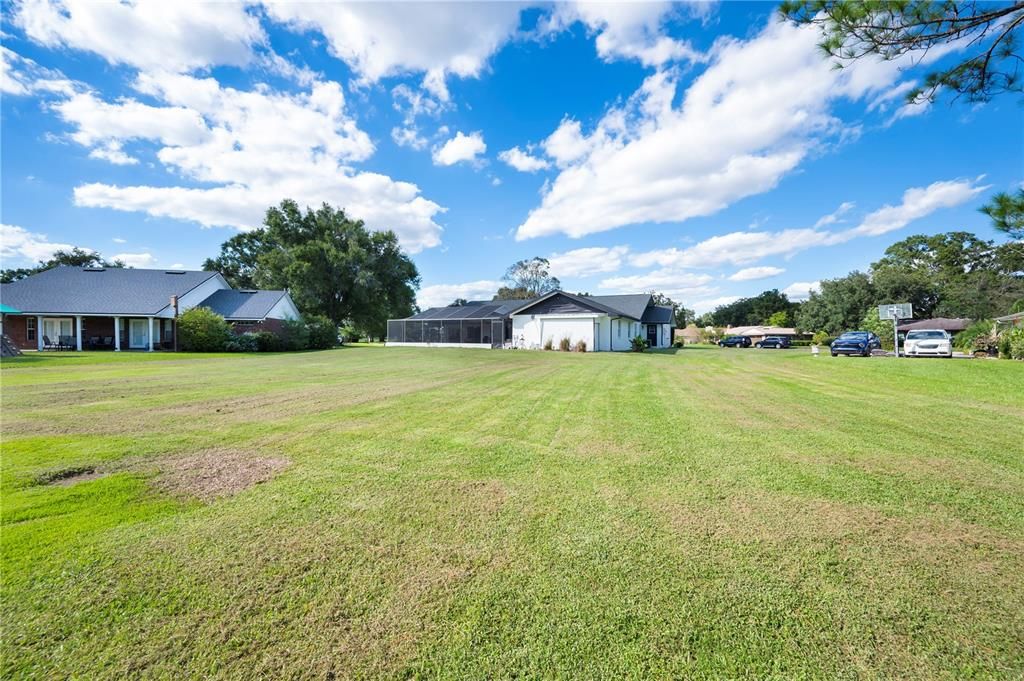 En Venta: $425,000 (4 camas, 2 baños, 2465 Pies cuadrados)