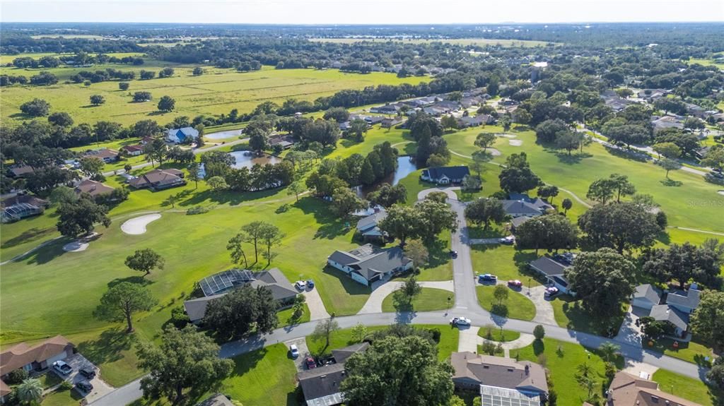 En Venta: $425,000 (4 camas, 2 baños, 2465 Pies cuadrados)