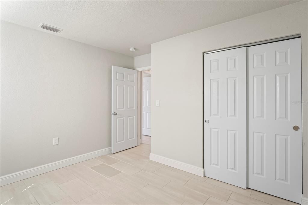 待售: $1,068,100 (3 贝兹, 2 浴室, 2091 平方英尺)