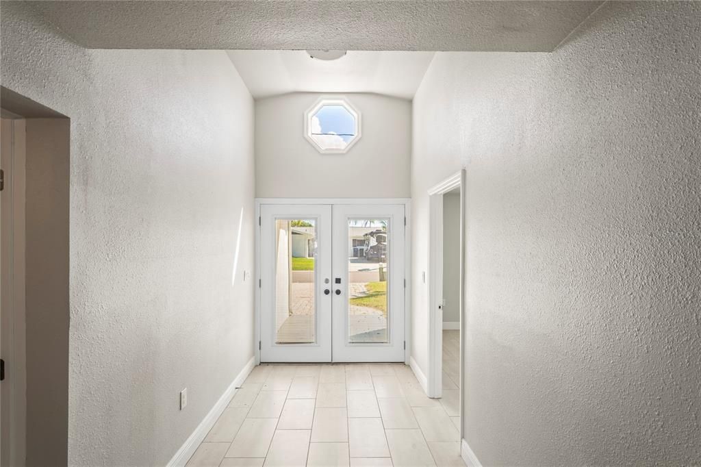 待售: $1,068,100 (3 贝兹, 2 浴室, 2091 平方英尺)