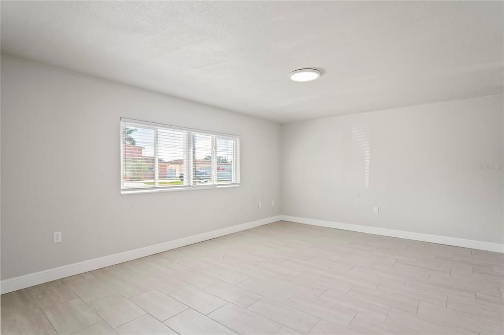 待售: $1,068,100 (3 贝兹, 2 浴室, 2091 平方英尺)