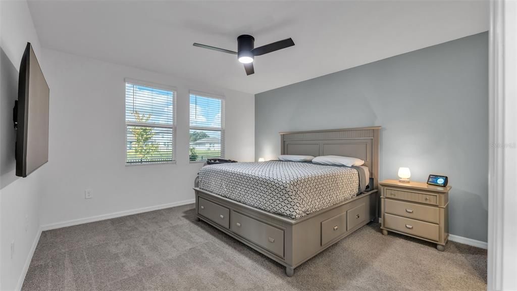 For Sale: $310,000 (4 beds, 2 baths, 1607 Square Feet)