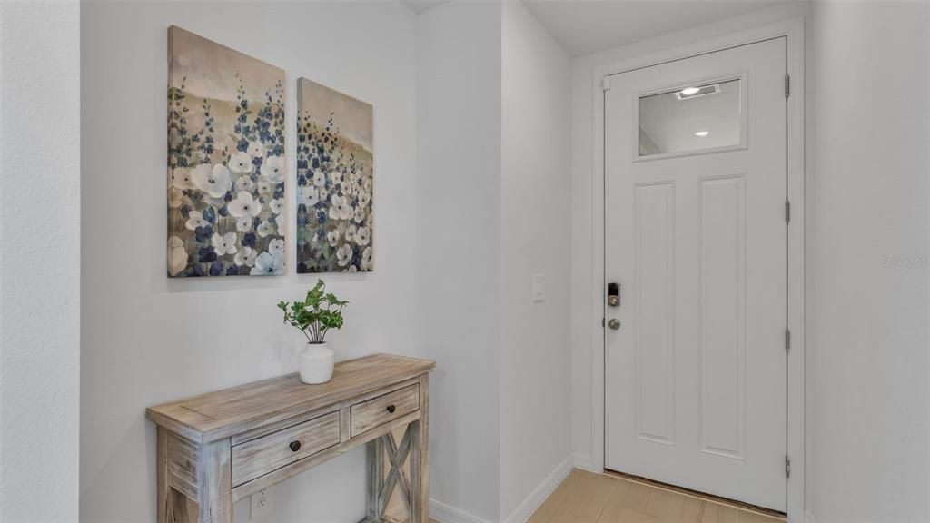 For Sale: $310,000 (4 beds, 2 baths, 1607 Square Feet)