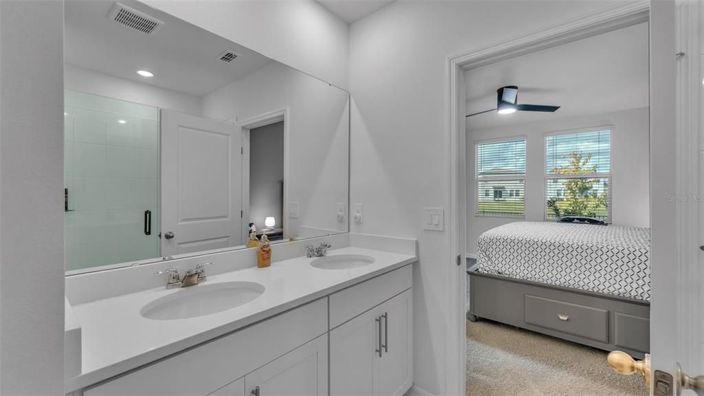 For Sale: $310,000 (4 beds, 2 baths, 1607 Square Feet)