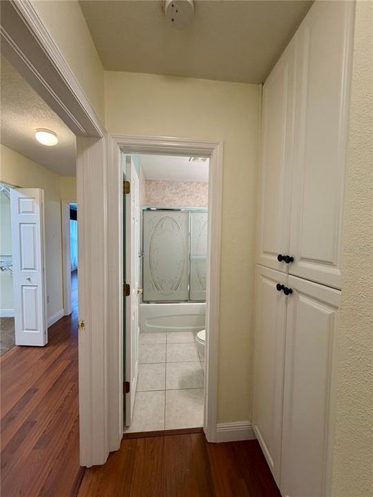 En Renta: $3,150 (3 camas, 3 baños, 1943 Pies cuadrados)