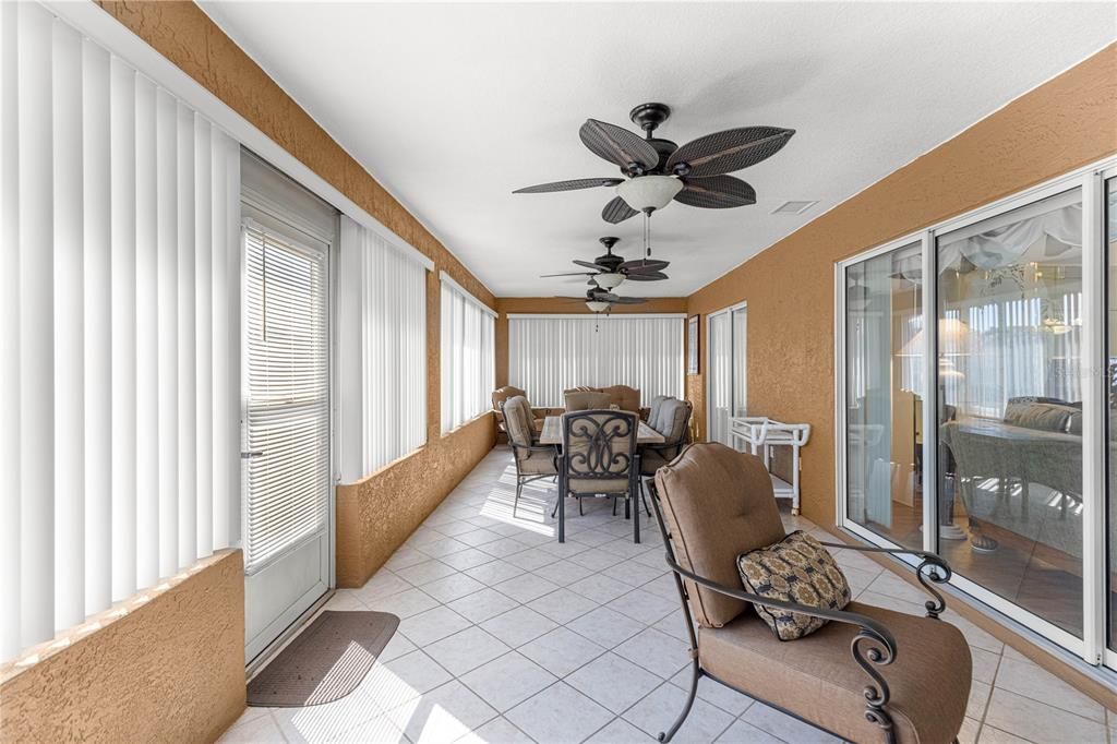 合同活跃: $265,000 (3 贝兹, 2 浴室, 1906 平方英尺)