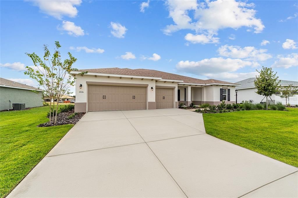 Active With Contract: $377,000 (2 beds, 2 baths, 2142 Square Feet)