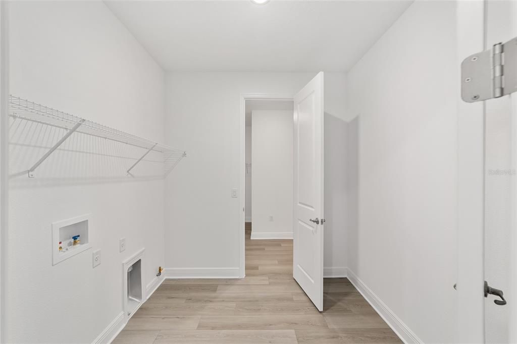 Active With Contract: $377,000 (2 beds, 2 baths, 2142 Square Feet)