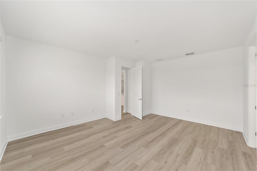 Active With Contract: $377,000 (2 beds, 2 baths, 2142 Square Feet)