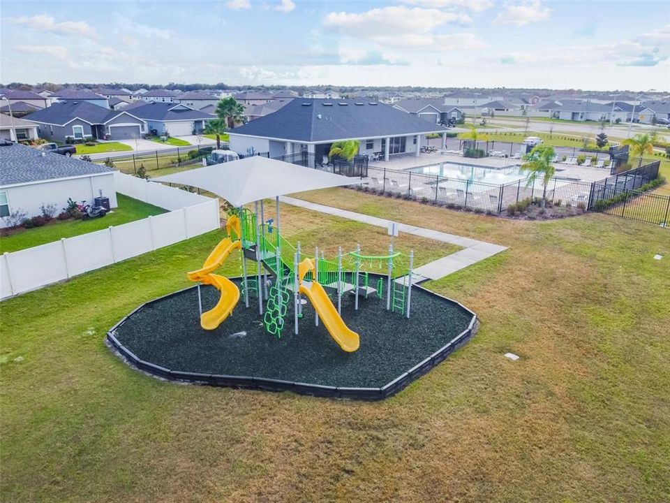 En Renta: $2,375 (4 camas, 2 baños, 1904 Pies cuadrados)