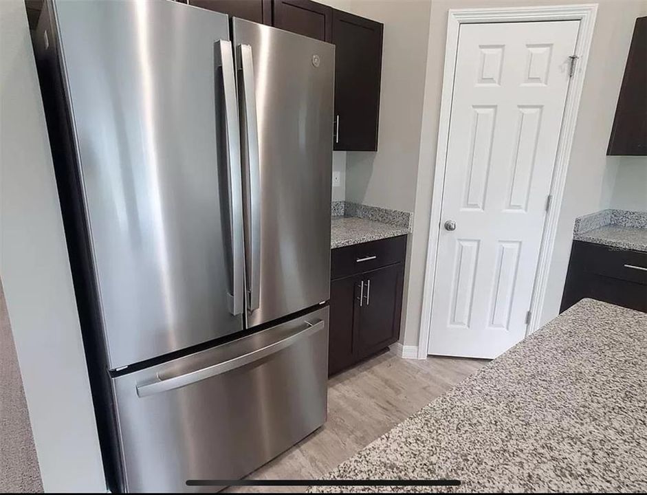 En Renta: $2,375 (4 camas, 2 baños, 1904 Pies cuadrados)