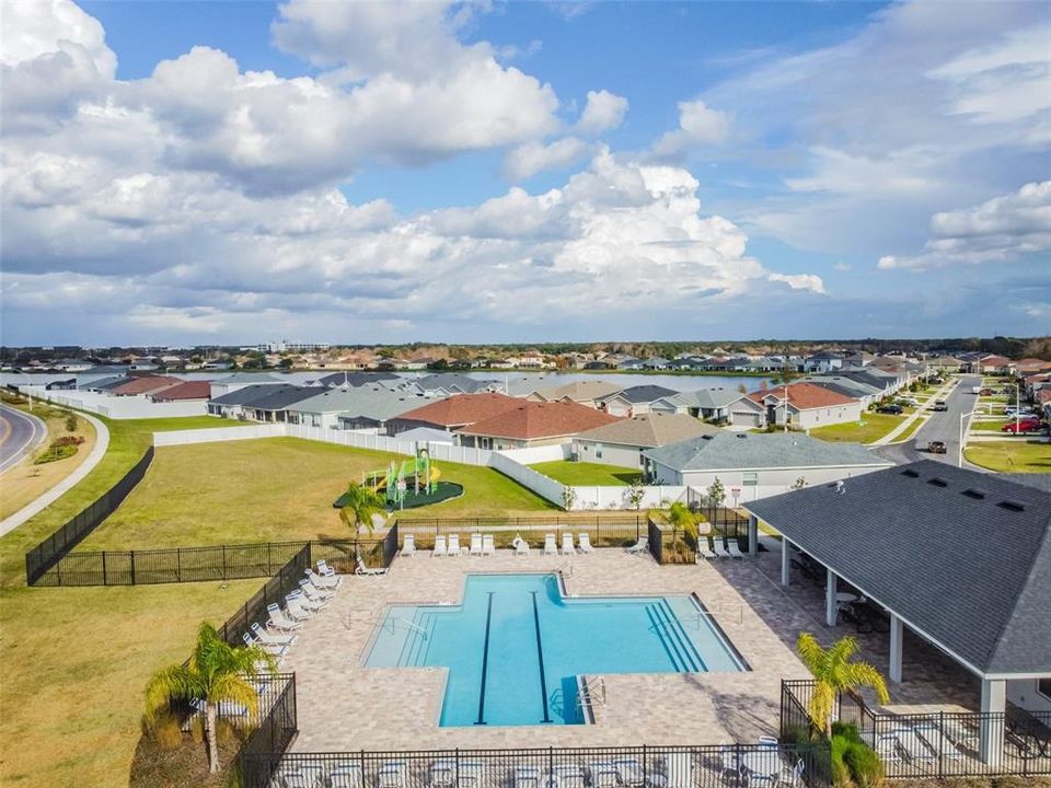 En Renta: $2,375 (4 camas, 2 baños, 1904 Pies cuadrados)