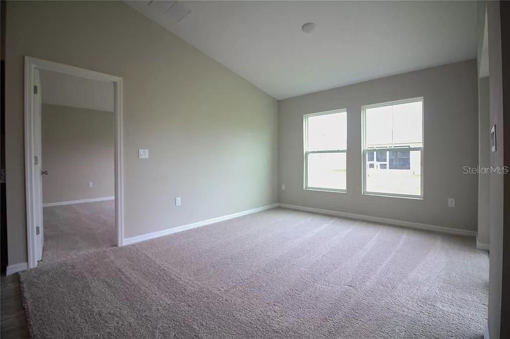 En Renta: $2,375 (4 camas, 2 baños, 1904 Pies cuadrados)