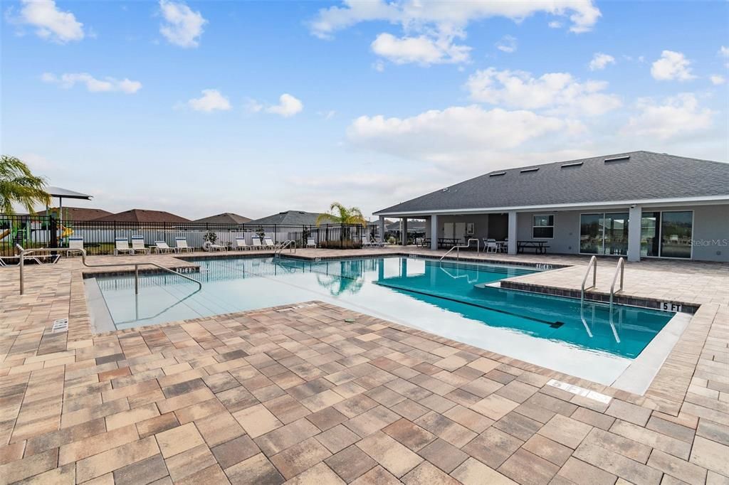 En Renta: $2,375 (4 camas, 2 baños, 1904 Pies cuadrados)